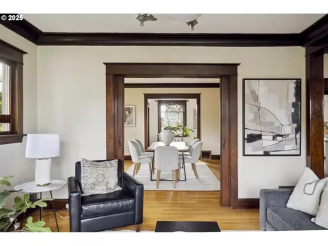 1725 NE 52nd Avenue Portland OR 97213