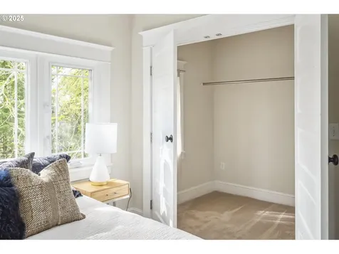 1725 NE 52nd Avenue Portland OR 97213