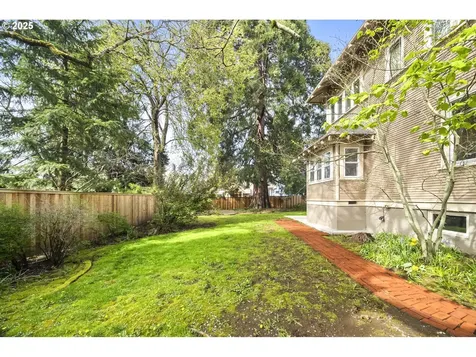 1725 NE 52nd Avenue Portland OR 97213