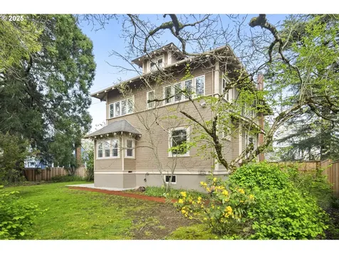 1725 NE 52nd Avenue Portland OR 97213