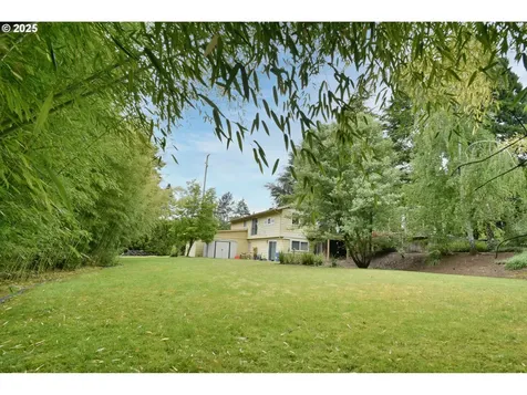 8302 SW 65th Avenue Portland OR 97219