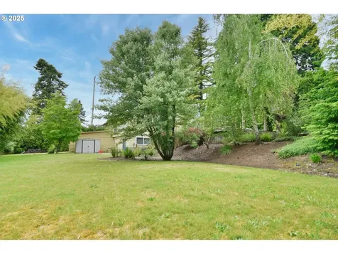 8302 SW 65th Avenue Portland OR 97219