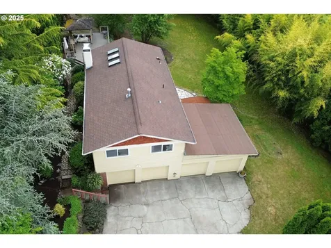 8302 SW 65th Avenue Portland OR 97219