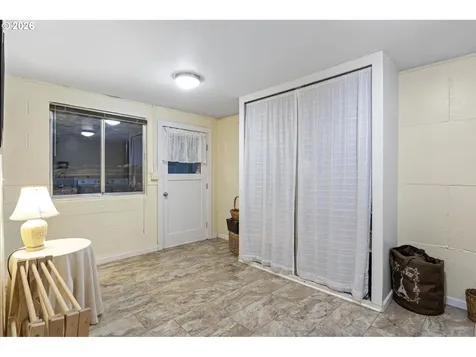 963 SE Glenn Street Roseburg OR 97470