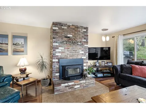 963 SE Glenn Street Roseburg OR 97470