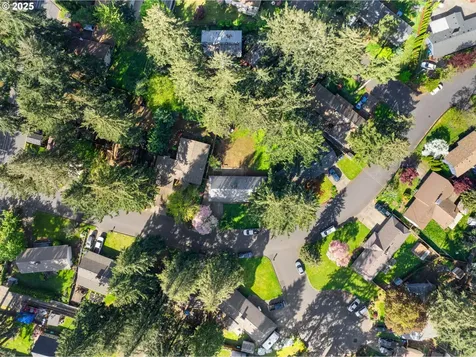 1725 SE 143rd Avenue Portland OR 97233