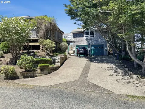 320 NW 5th Street Newport OR 97365
