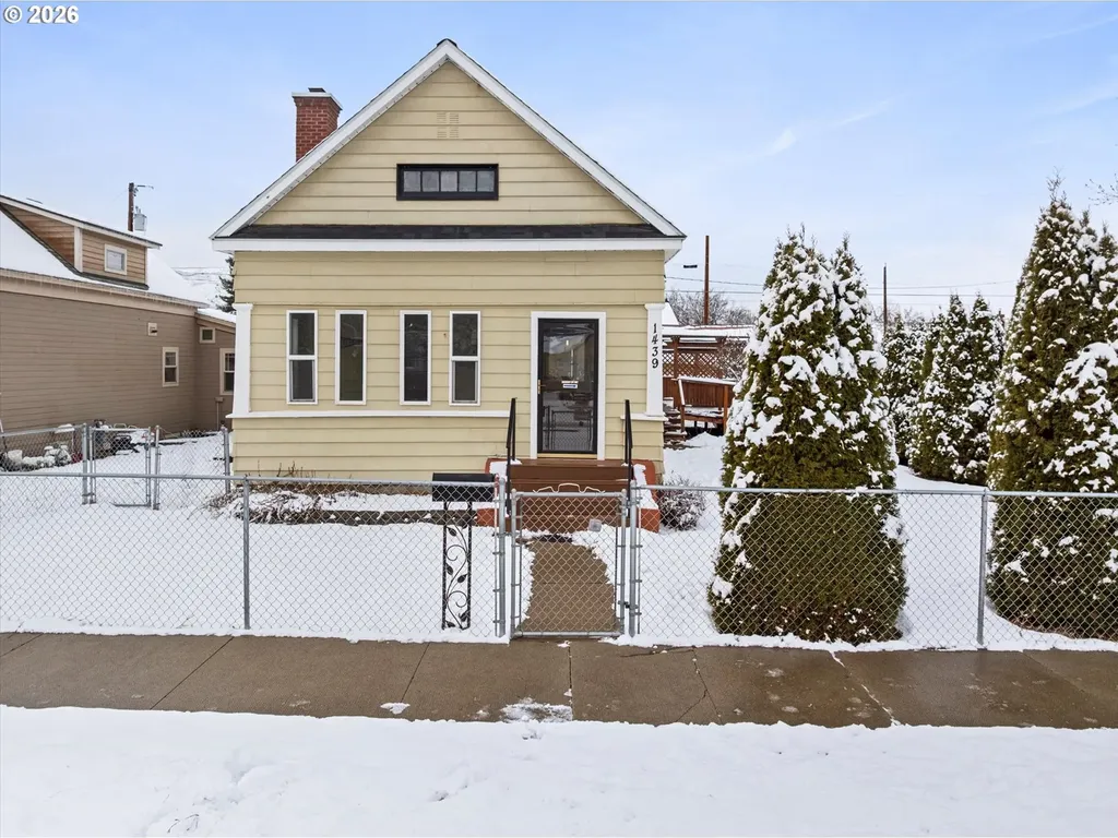 1439 3rd Street Baker City OR 97814