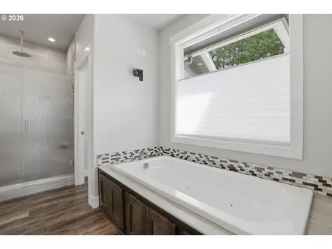 10907 NE 131st Street Vancouver WA 98662