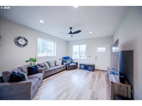 474 SE Browning Avenue Salem OR 97302