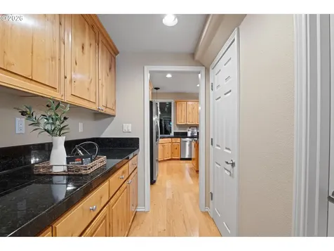 14992 SW Lookout Drive Portland OR 97224
