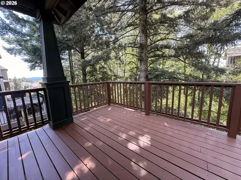 14992 SW Lookout Drive Portland OR 97224