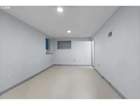 3525 NE 76th Avenue Portland OR 97213