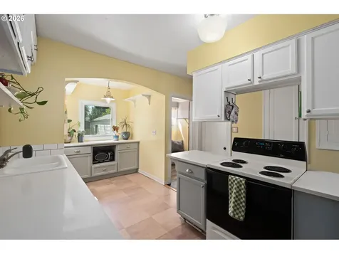 3525 NE 76th Avenue Portland OR 97213