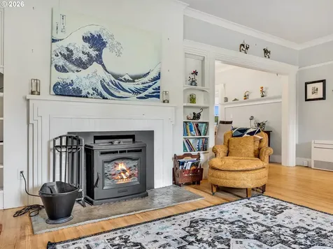 637 Niagara Avenue Astoria OR 97103