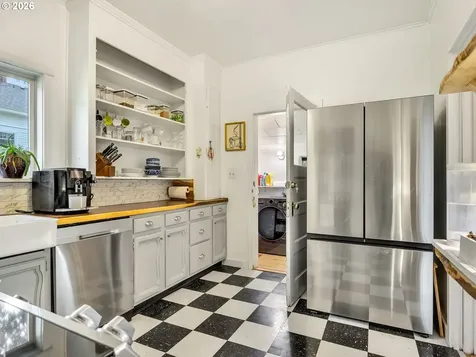 637 Niagara Avenue Astoria OR 97103