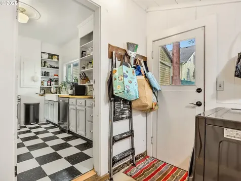 637 Niagara Avenue Astoria OR 97103