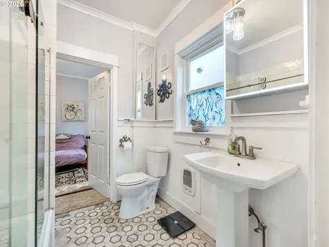 637 Niagara Avenue Astoria OR 97103