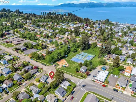 637 Niagara Avenue Astoria OR 97103