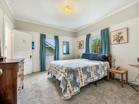 637 Niagara Avenue Astoria OR 97103