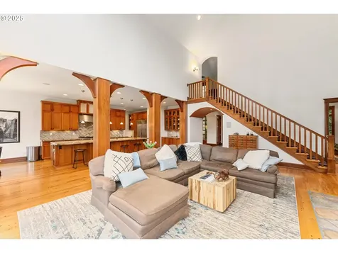 13509 NW Glendoveer Drive Portland OR 97231