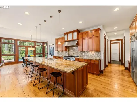 13509 NW Glendoveer Drive Portland OR 97231