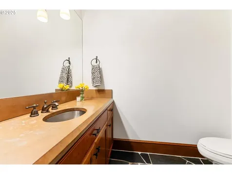13509 NW Glendoveer Drive Portland OR 97231