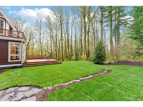 13509 NW Glendoveer Drive Portland OR 97231
