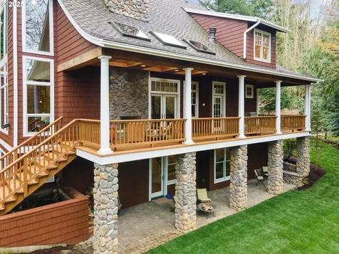 13509 NW Glendoveer Drive Portland OR 97231