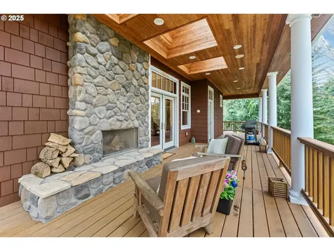 13509 NW Glendoveer Drive Portland OR 97231