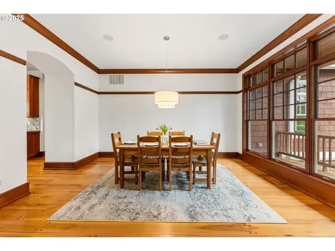 13509 NW Glendoveer Drive Portland OR 97231