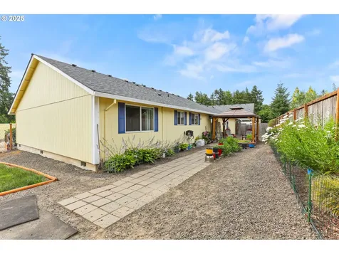 709 S Park Street Carlton OR 97111
