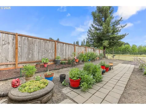 709 S Park Street Carlton OR 97111