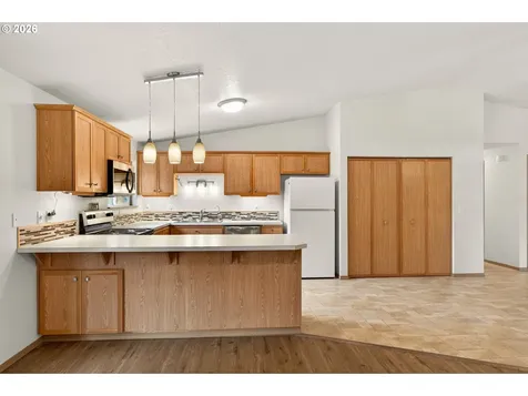 709 S Park Street Carlton OR 97111