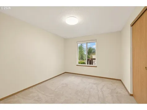 709 S Park Street Carlton OR 97111