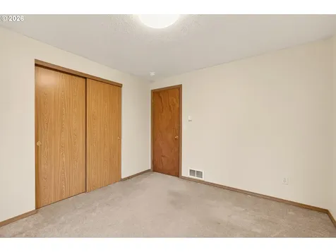 709 S Park Street Carlton OR 97111