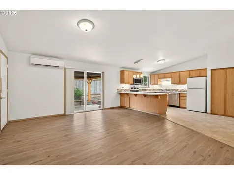 709 S Park Street Carlton OR 97111