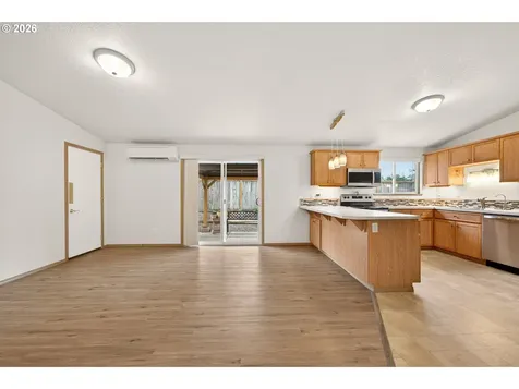 709 S Park Street Carlton OR 97111