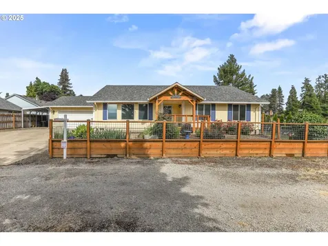 709 S Park Street Carlton OR 97111