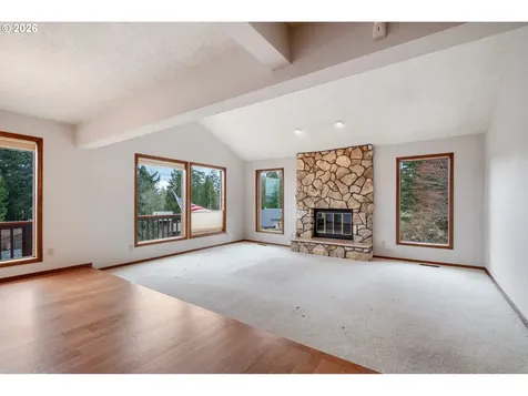 12 City View Boulevard Longview WA 98632