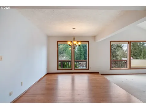 12 City View Boulevard Longview WA 98632