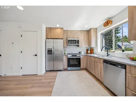 7307 N Stanford Avenue Portland OR 97203