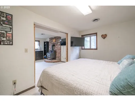 30528 Ty Valley Road Lebanon OR 97355