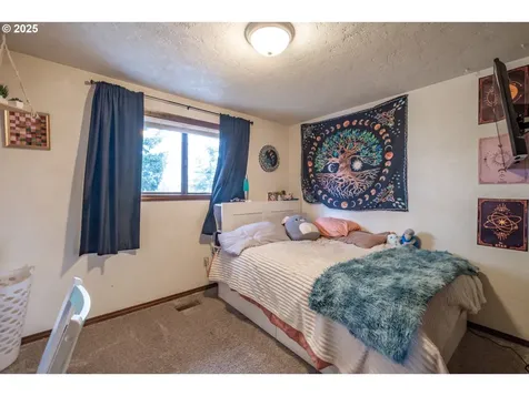 30528 Ty Valley Road Lebanon OR 97355