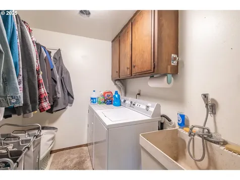 30528 Ty Valley Road Lebanon OR 97355