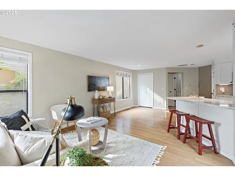 13449 Vermeer Drive Lake Oswego OR 97035