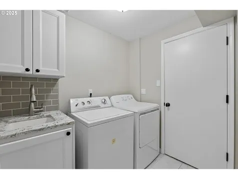 13449 Vermeer Drive Lake Oswego OR 97035