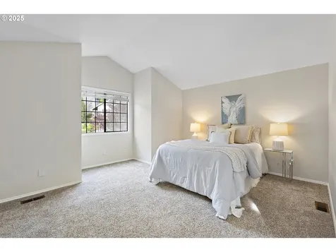 13449 Vermeer Drive Lake Oswego OR 97035