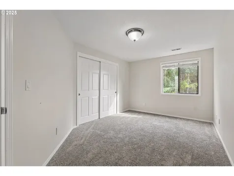 13449 Vermeer Drive Lake Oswego OR 97035