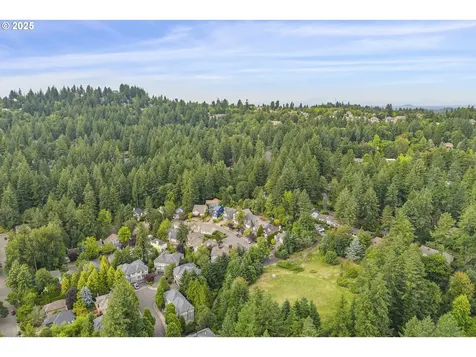 13449 Vermeer Drive Lake Oswego OR 97035
